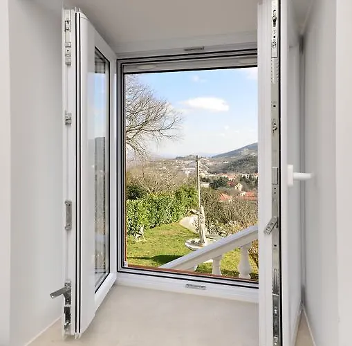 Borovac Bed & Breakfast 3*