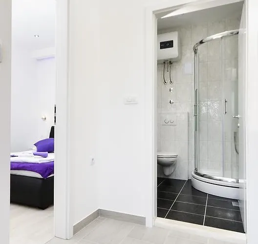 Borovac Bed & Breakfast